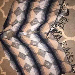 Women's fall poncho cardigan. O\S